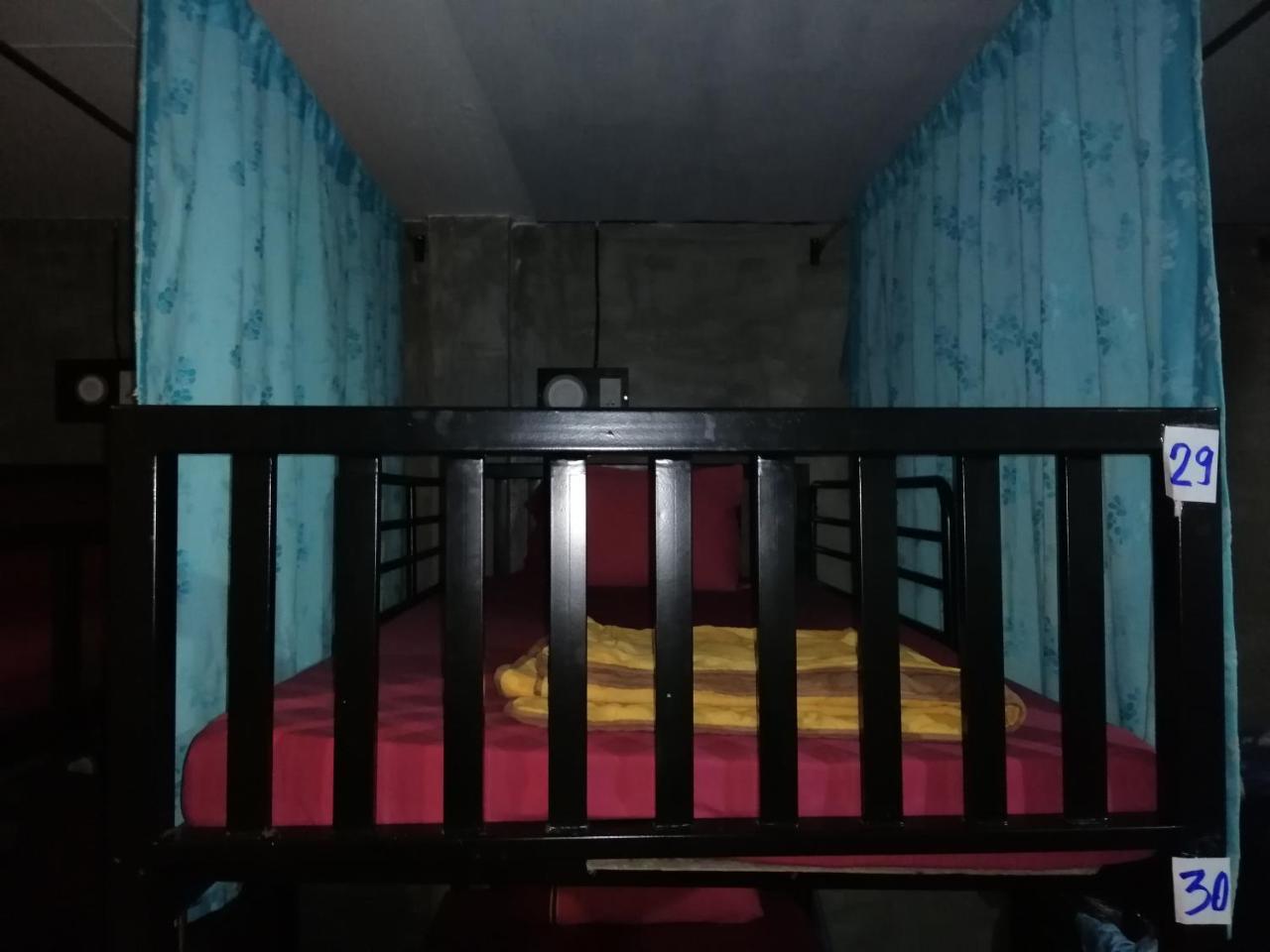 Neverland Dorm เกาะพีพี ภายนอก รูปภาพ